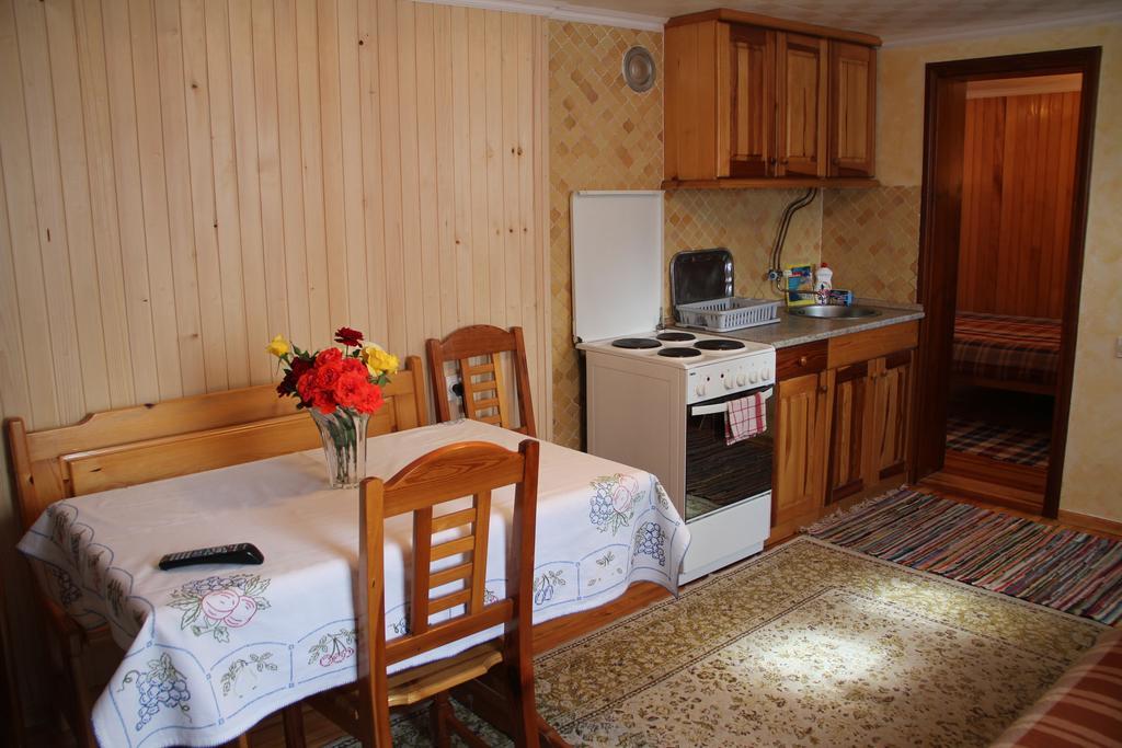 Apartmani U Borovoj Sumi Златибор Стая снимка